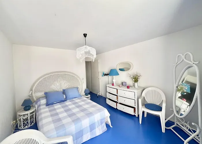 Tres Proche De La A 滨海拉特朗什